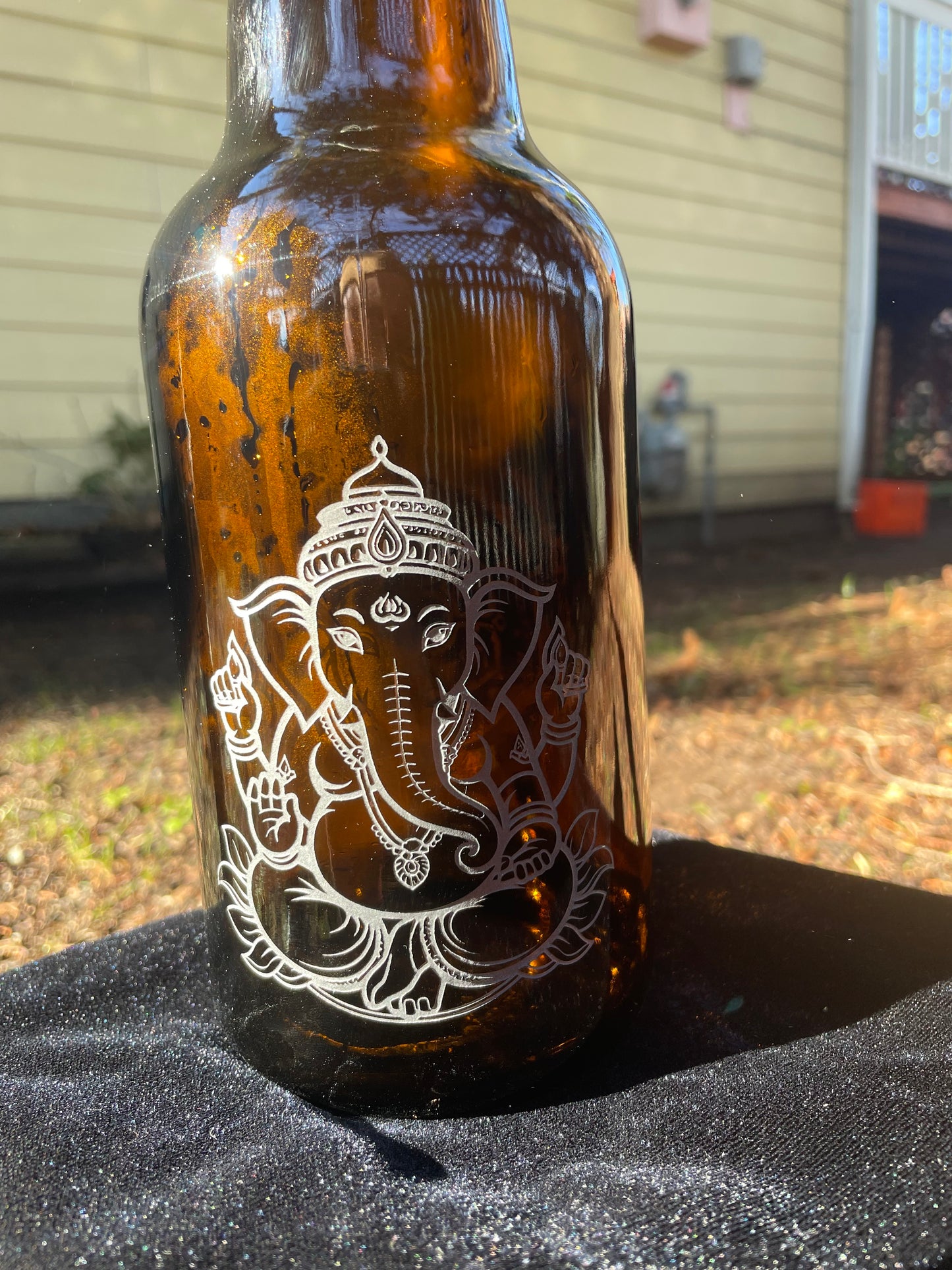 Ganesh 1000ml Etched Amber Glass Water Bottle