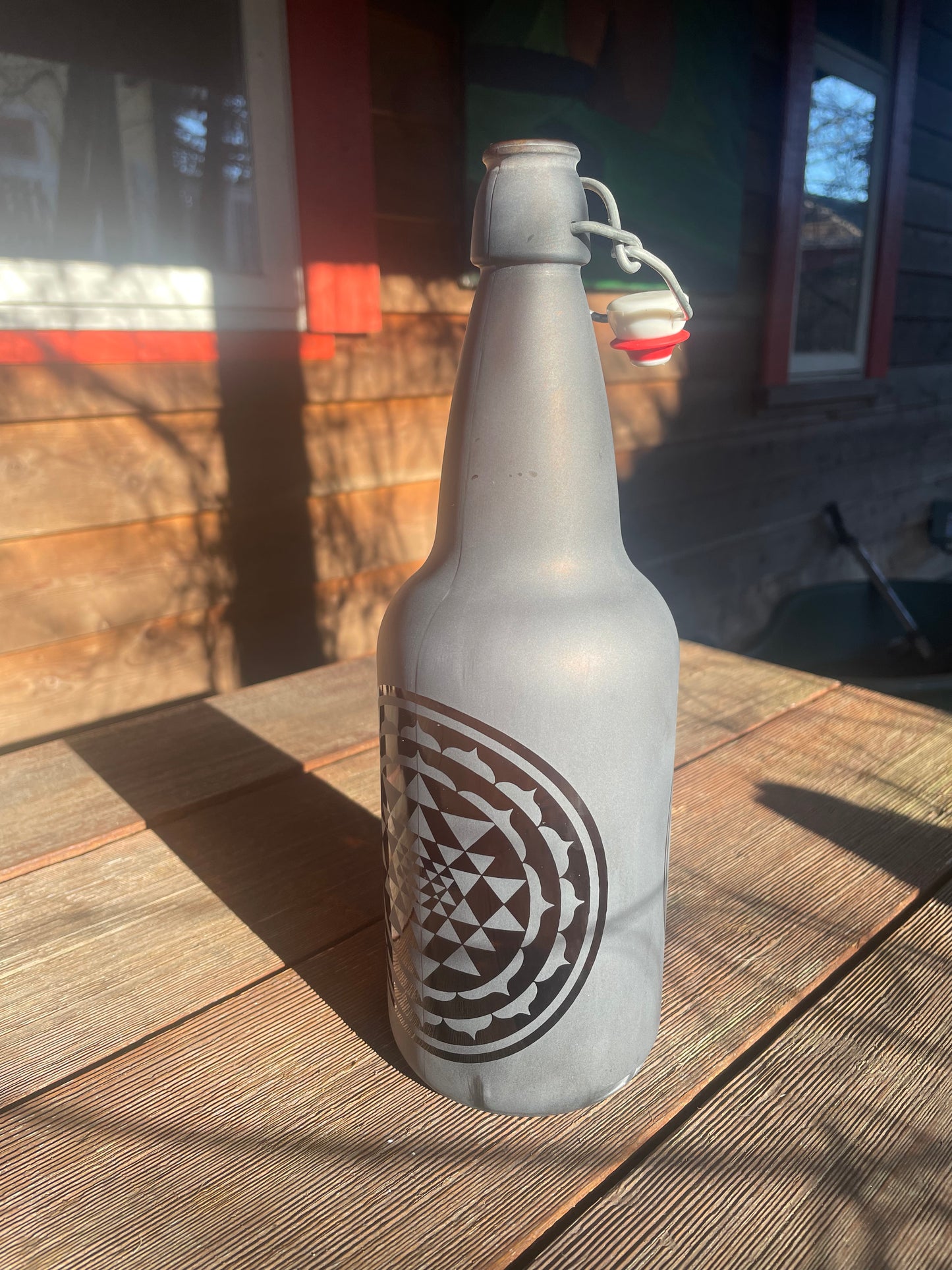 1000ml Flower of Life / Sri Yantra Ettched Amber Glass Water Bottle