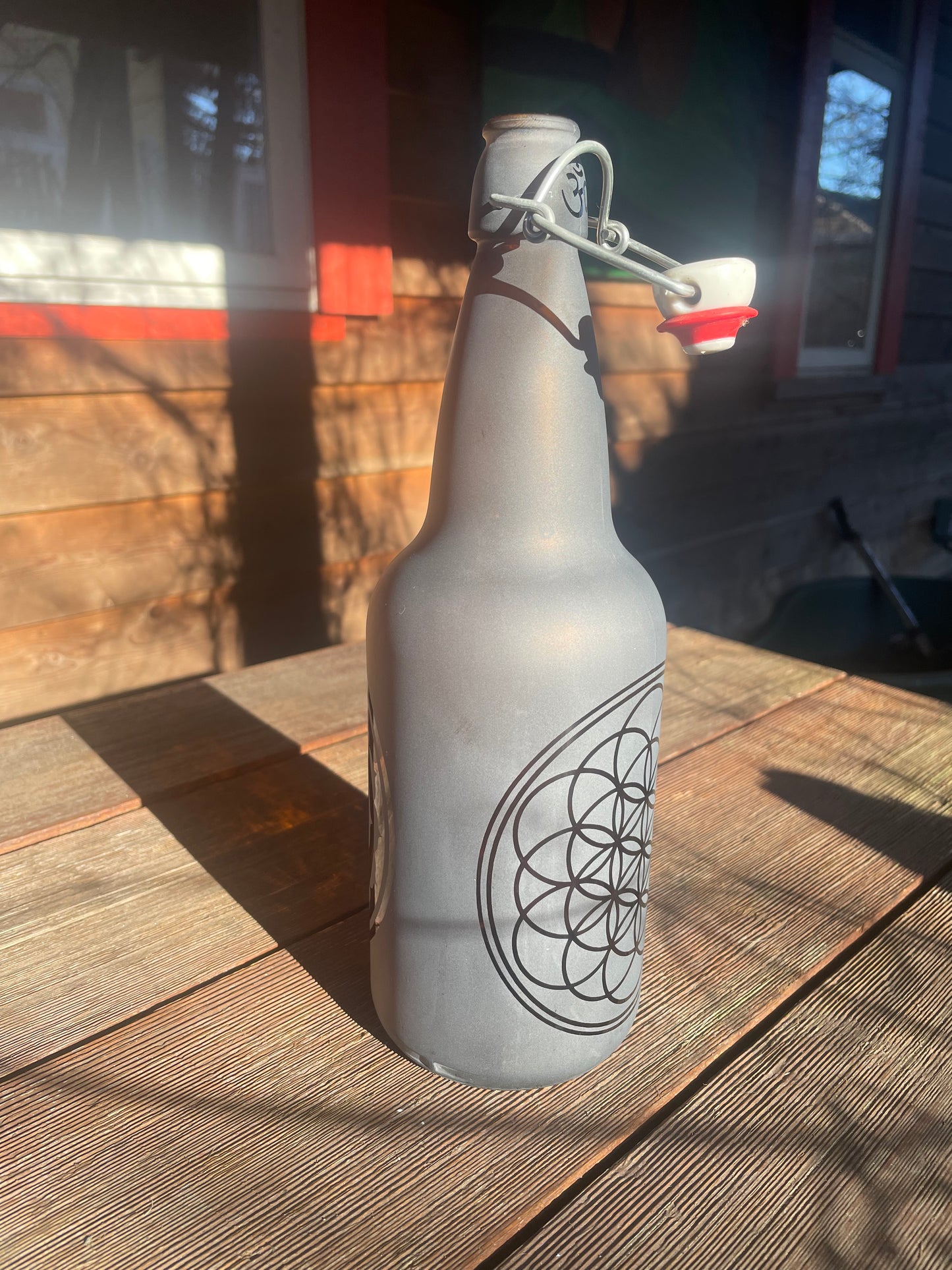 1000ml Flower of Life / Sri Yantra Ettched Amber Glass Water Bottle