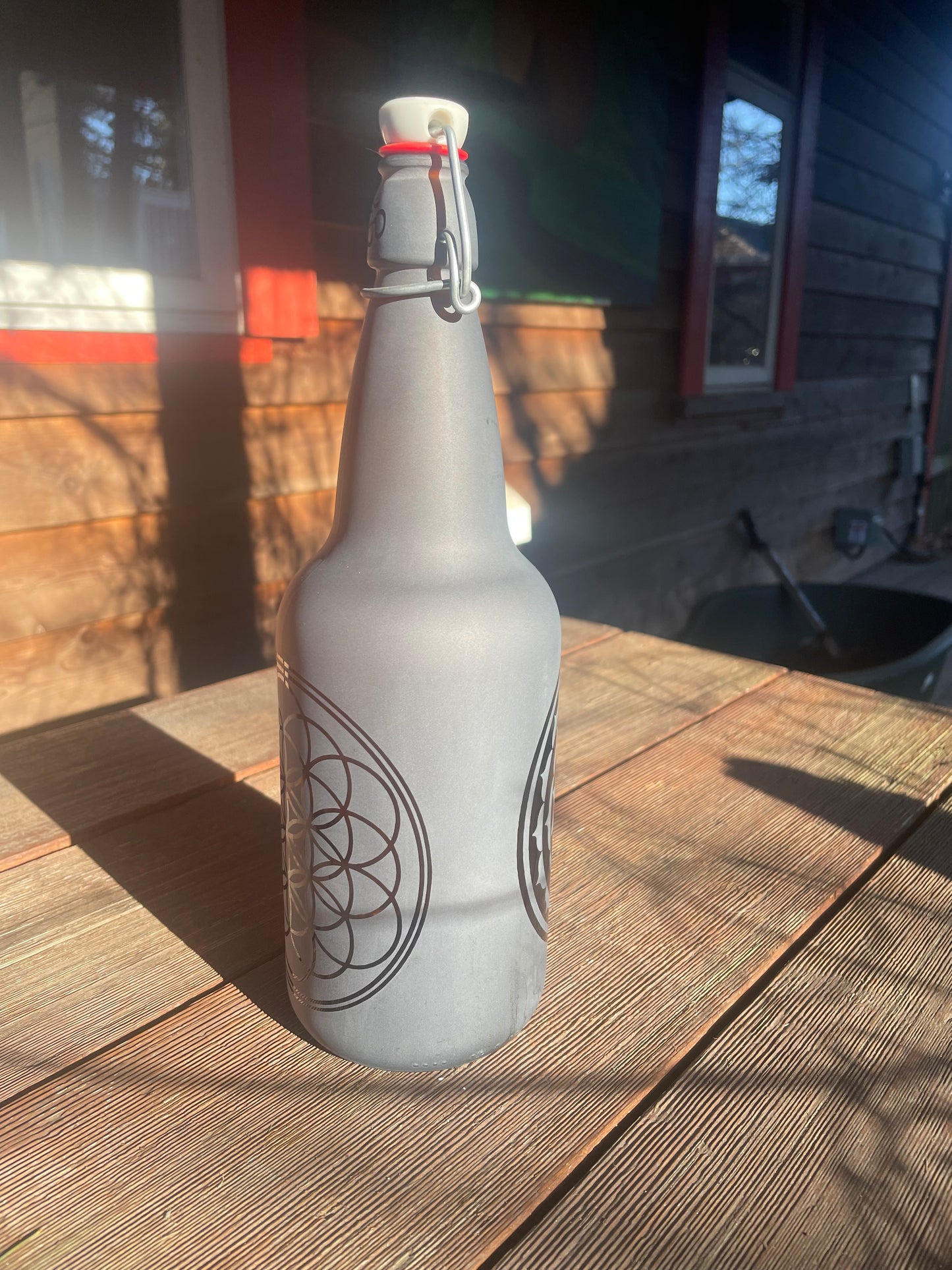 1000ml Flower of Life / Sri Yantra Ettched Amber Glass Water Bottle