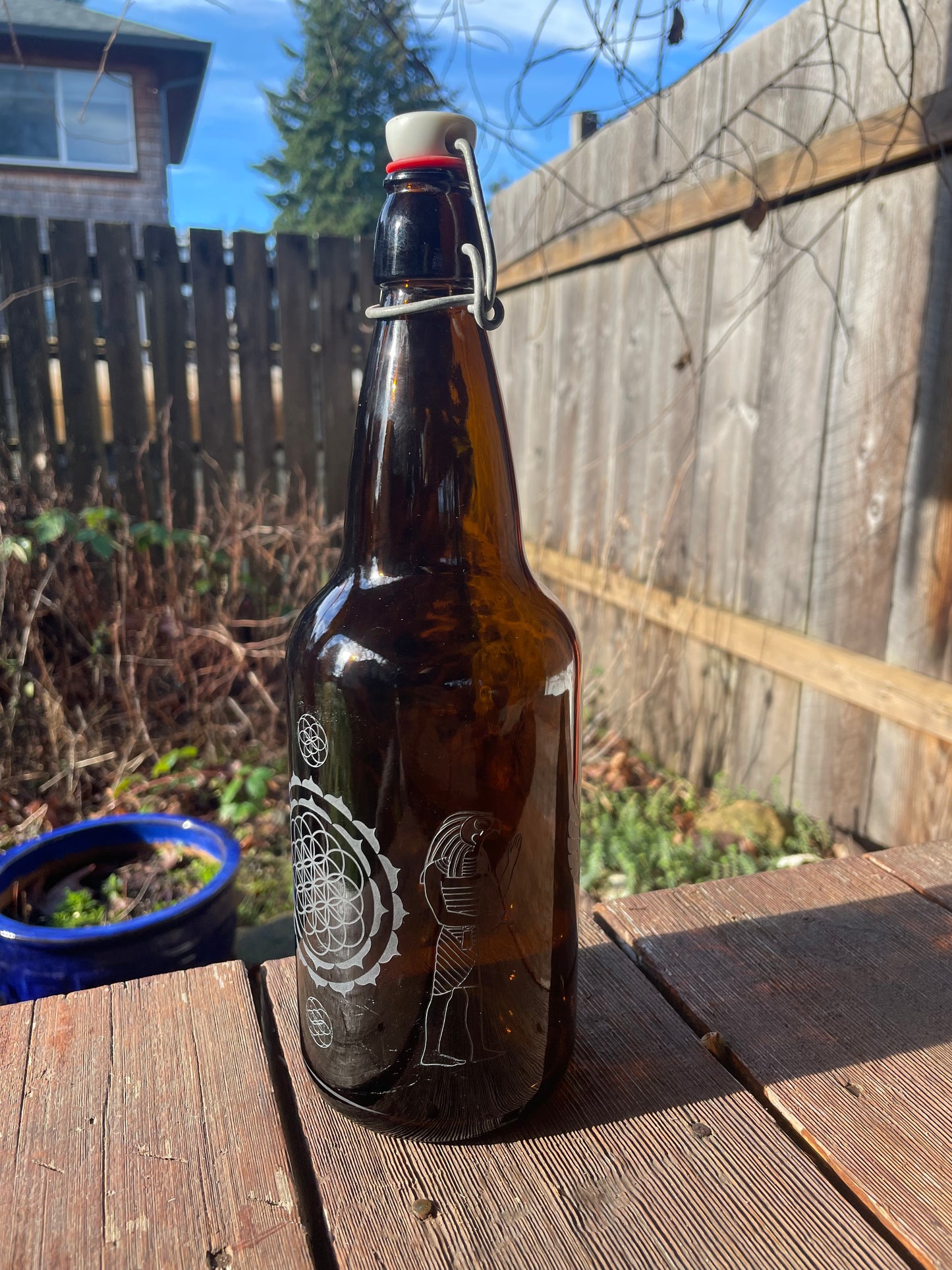 1000ml Egyption Flower of Life Etched Amber Glass Water Bottle