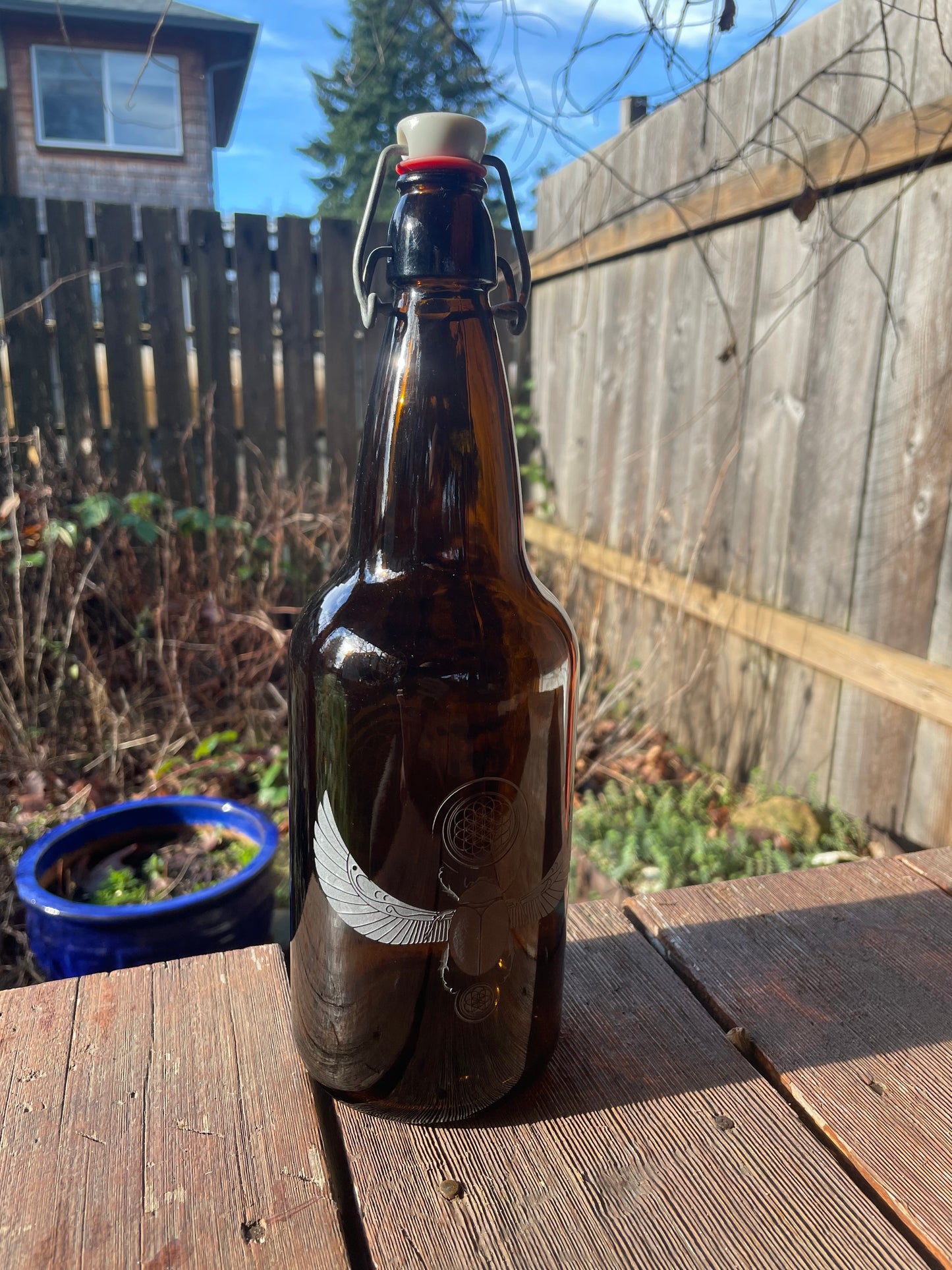 1000ml Egyption Flower of Life Etched Amber Glass Water Bottle