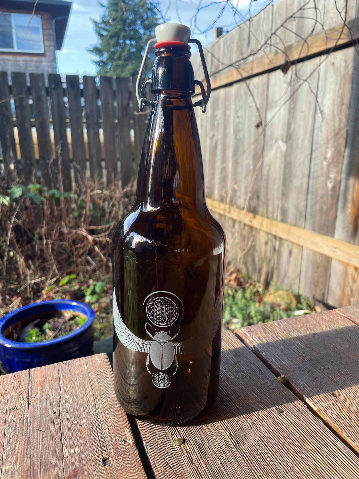 1000ml Egyption Flower of Life Etched Amber Glass Water Bottle