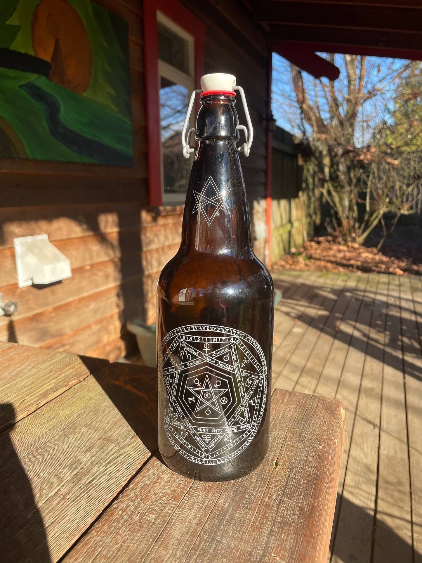Seal of Gratitude 1000ml Amber Etched Glass Water Bottle